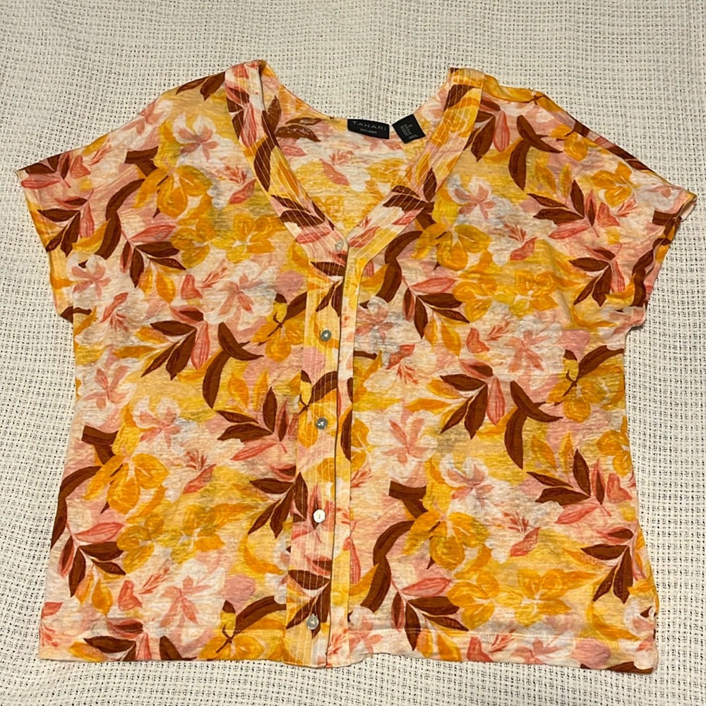 Floral 100% linen baseball jersey-style top